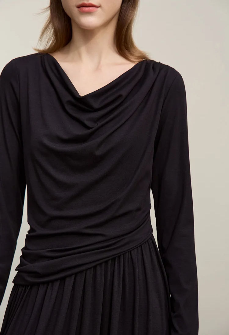 Robe Élégante en Lyocell – Col Bénitier Asymétrique