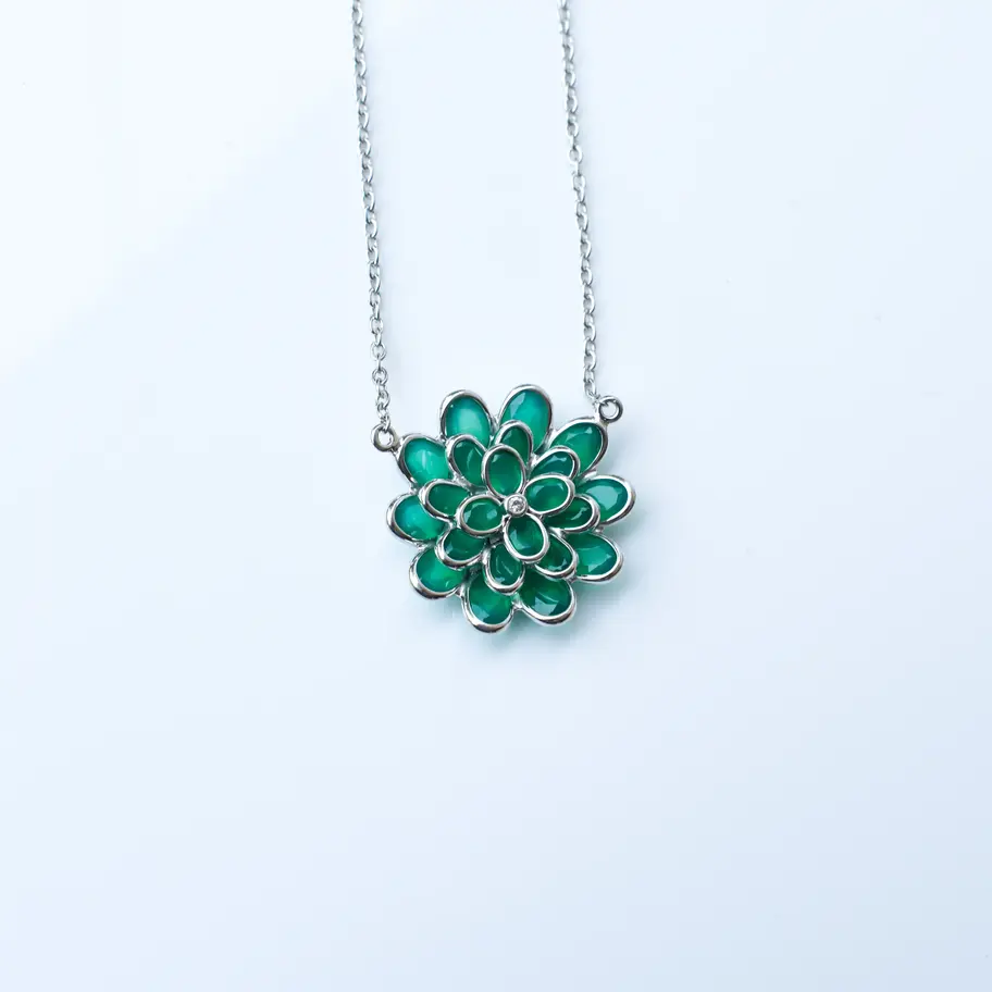 Green onyx necklace