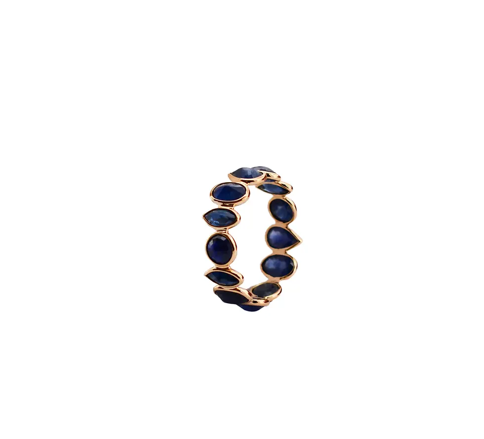 18K solid gold natural blue sapphire ring featuring a deep royal blue gemstone in an elegant minimalist setting