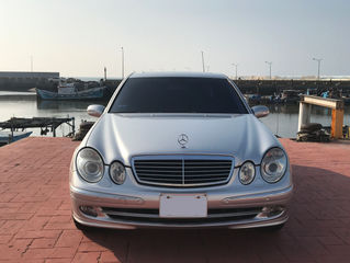 2005 W211 E350 總代理 i-key 排擋頭啟動引擎 新車價365萬