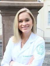 Dra. Kamilla Schmitz Nunes - Cirurgia cabeça e pescoço