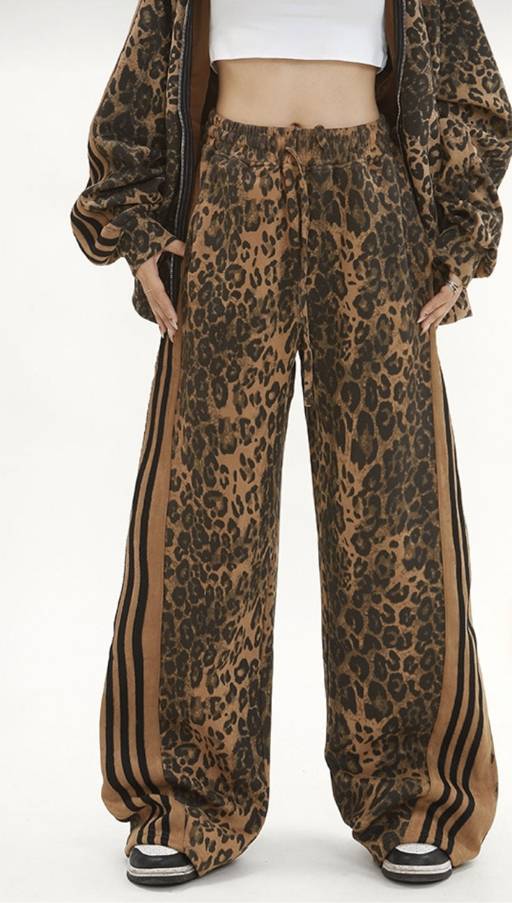 Thumbnail: Heytiger suit