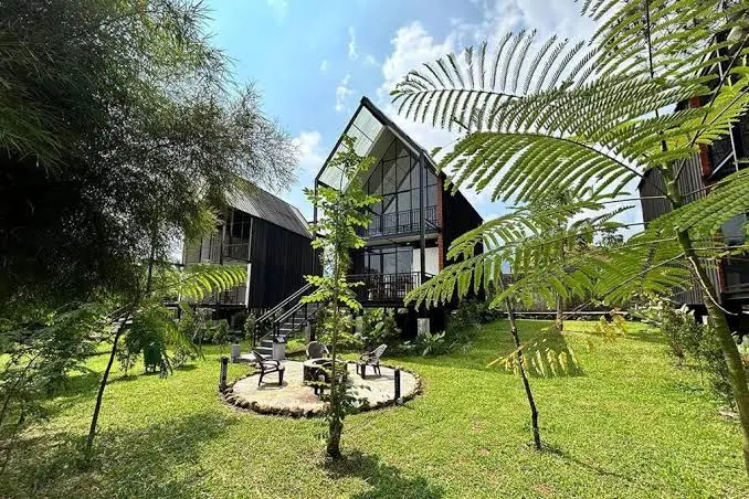 Tren Staycation 2026, Traveler Ingin Pengalaman Berbeda — inspirasi dari Villa Bango di Cilember, Puncak