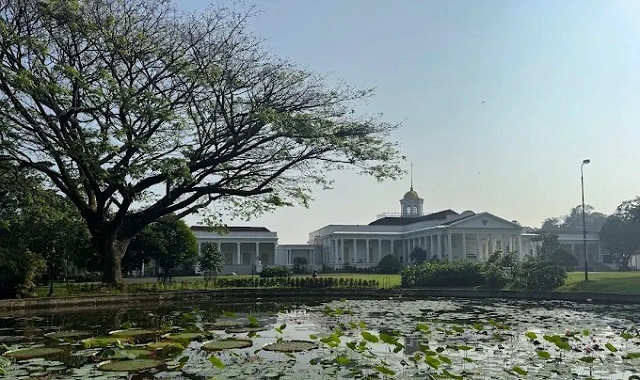 8 Tempat Wisata di Bogor yang Murah dan Hits, Masuk Enggak sampai Rp100 Ribu! — inspirasi dari Villa Bango di Cilember, Puncak
