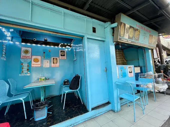 saparan Saudi Bakery di Puncak