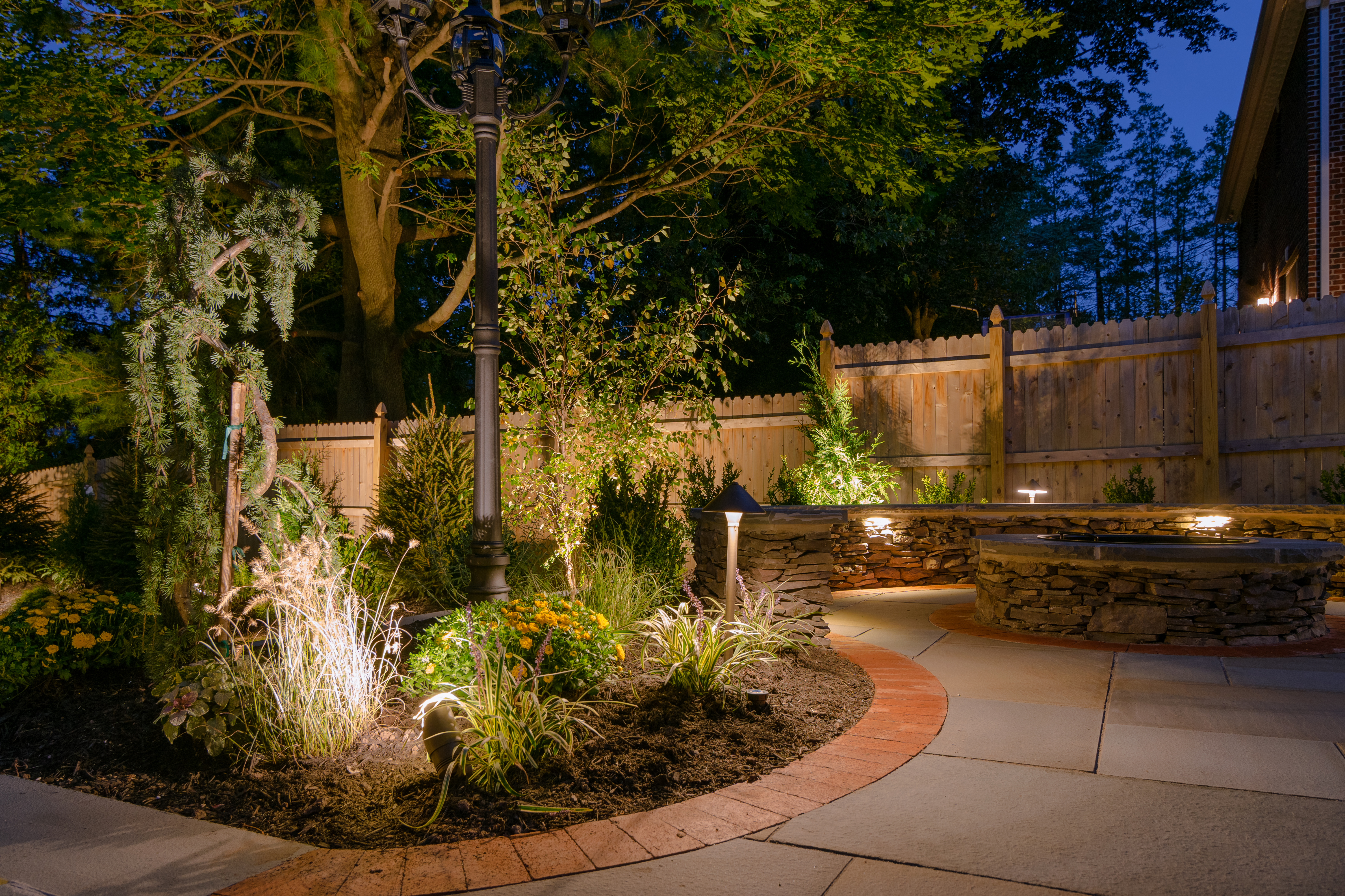 Outdoor Lightingoor lighting