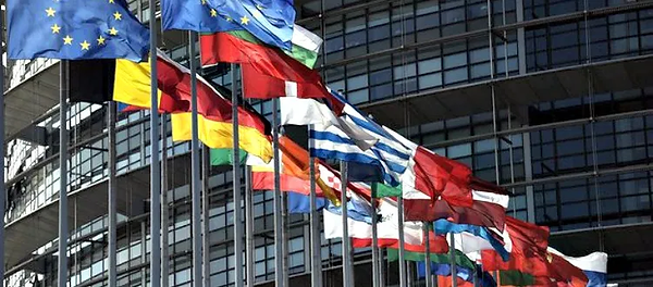 european-union-flags-750px.webp