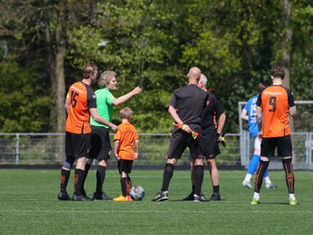 Vincent Kool, refdirect.nl scheidsrechter aan het woord