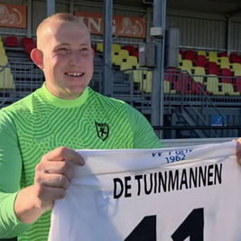 O'Cliance, Dolf Uytewaal( t Goy), speler aan het woord