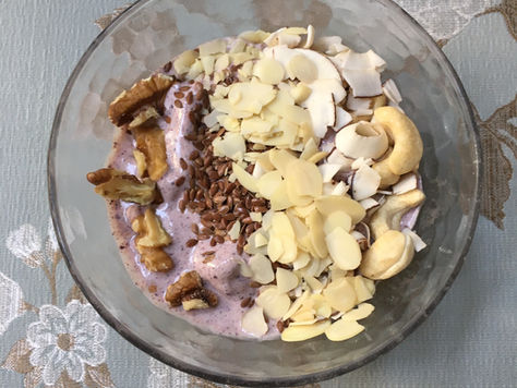 קערת אסאי ללא פחמימות - פרוזן יוגורט