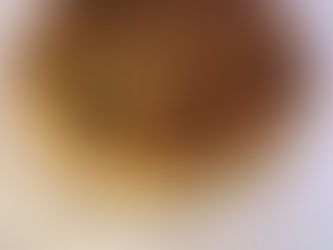 לחם (חלה) גבינה ועשבי תיבול