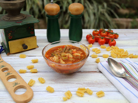 מרק מינסטרונה מופחת קלוריות