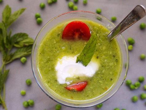 מרק אפונה חם או קר