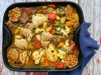 פסטה בסיר (תבנית) אחד ניוקי פרגיות ופטריות