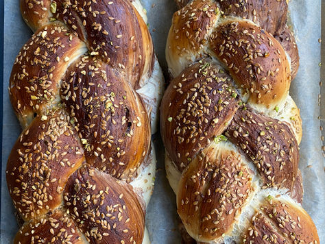  חלת שוקו וניל פיסטוק - אוכמניות