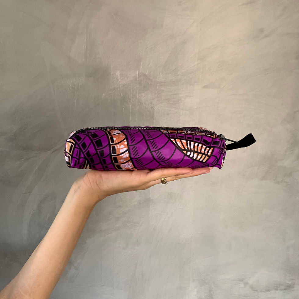 Miniatura: FACHA | ROXO