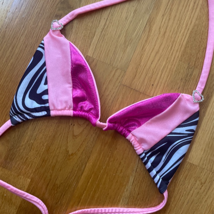 READY TO SHIP Zero waste pink zebra bikini top (6)