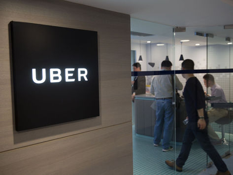 欲當Uber司機申出租車許可證被拒 稱乎合條件應獲批 求法庭覆核