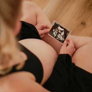 Babybauchfotos zuhause in Wiesloch