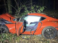Cupra und Supra bei zwei Selbstunfällen in Dietwil zu Schrott gefahren