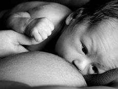 Junge Mütter suchen Trost im Social Web