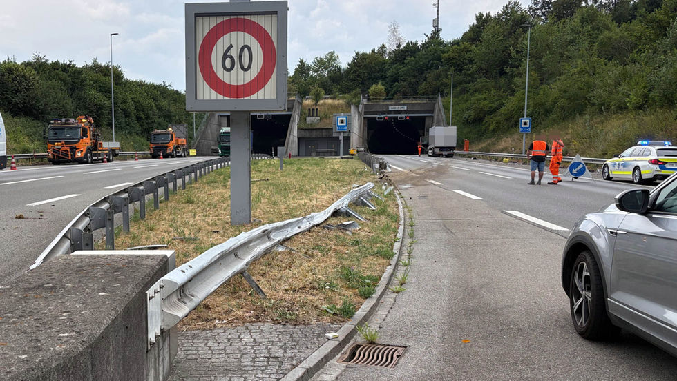 Kein Scherz: Lastwagenchauffeur auf A3 am Steuer eingeschlafen