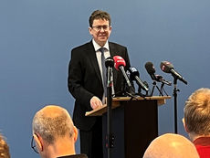 Bundesrat Albert Rösti wegen KI und Energiewende in London und Paris