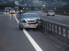 Oensingen: Auto stand nach Selbstunfall verkehrt auf der Autobahn - war es Sekundenschlaf?