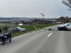 Kaisten: 21-Jähriger geriet auf Gegenfahrbahn - Frontalkollision