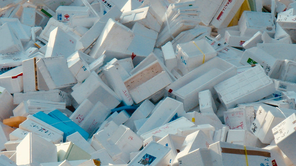 Kölliken: Styroporplatten auf A1 verloren und Sachschaden verursacht