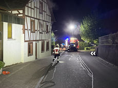 Würenlos: Brand in Mehrfamilienhaus