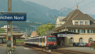 Grenchen: Rentner vor Zug gestossen – tatverdächtiger Mann festgenommen