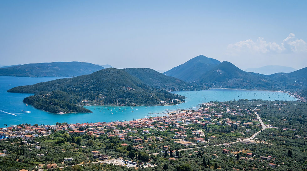 greece-4405339_edited.jpg