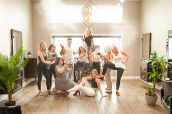 Calgary, Airdrie, Irricana, Beiseker, watervalley Family, Maternity, Newborn photographer