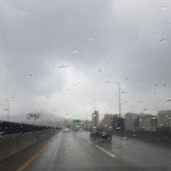 #장마 #깊은생각 #비오는토요일 #이또한지나가리라 #비 #주륵주륵 #rain #view