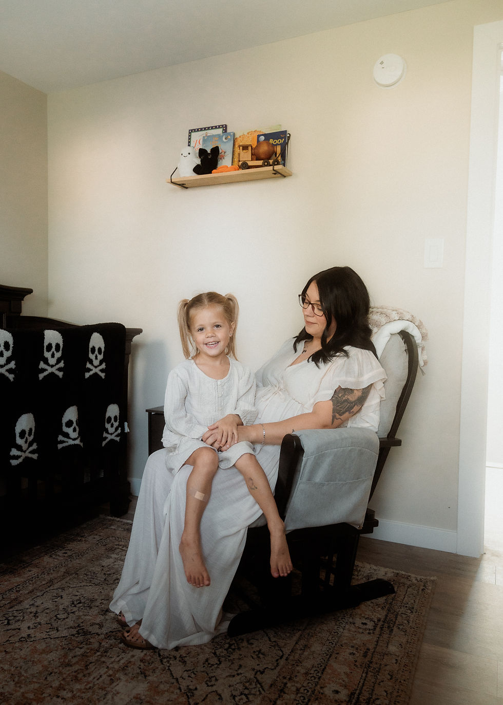 Cozy in-home family photography session in Niskayuna, NY – lifestyle portraits by Benjamin Jennings Studio