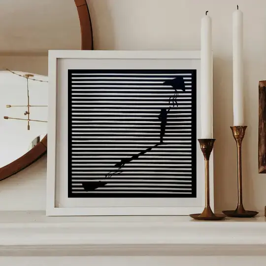 Miniature : illustration enfant jouant au cerf volant découpée sur papier noir