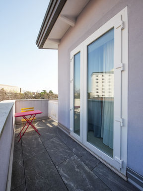 Balcone camera singola Hotel Maritan a Padova con vista sulla città e area esterna privata