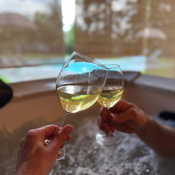 # location gite de luxe avec piscine en ile de france #Gite de luxe ile-de-France #Gite avec piscine chauffée #Hebergement de groupe en Ile-de-France #Domaine pour mariage et séminaire en Ile-de-France