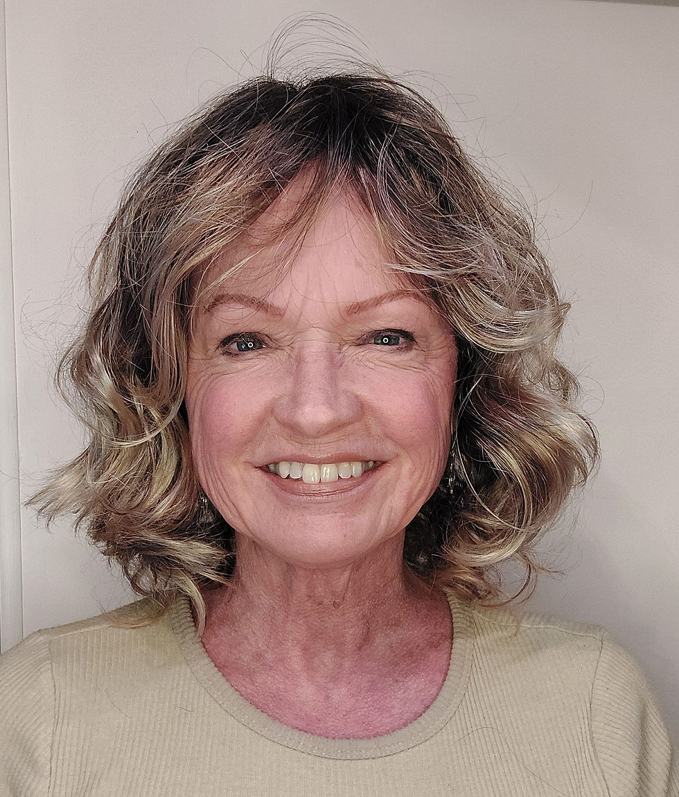 Dee by Paula Young in mikyway.