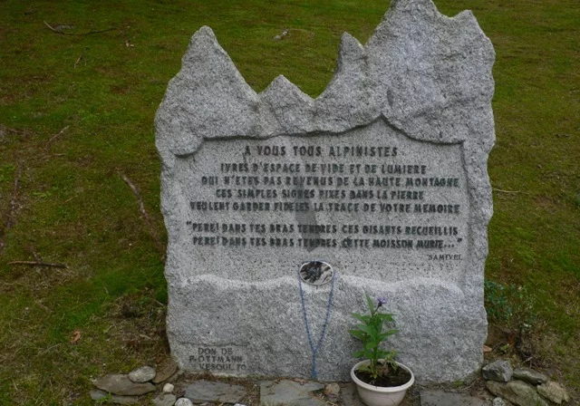 Cimetière Chamonix.webp
