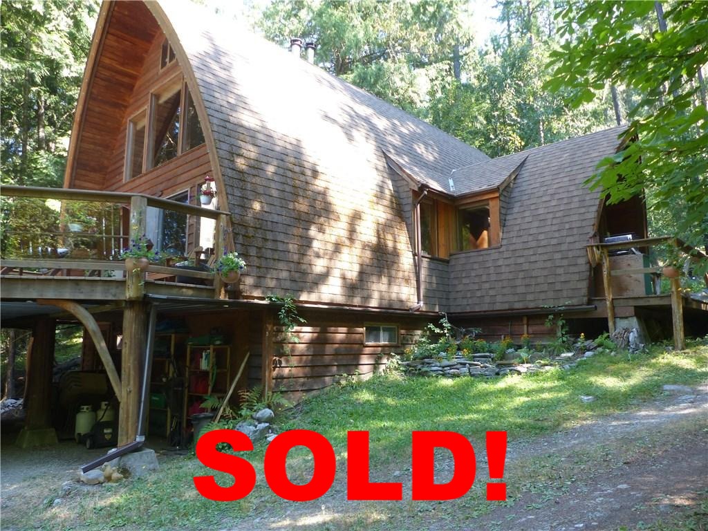 15192 Hwy 3A, Gray Creek