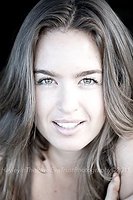 HayleyMilanoHeadshot2.png