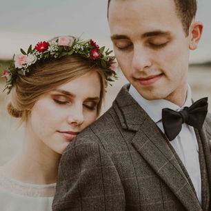 Rustykalna sesja ślubna Pustynia Błędowska | Basia i Szymon