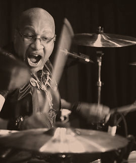 square mark_edited_edited.jpg