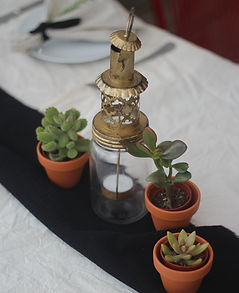 goudkleurige marokkaanse waxinelichthouders