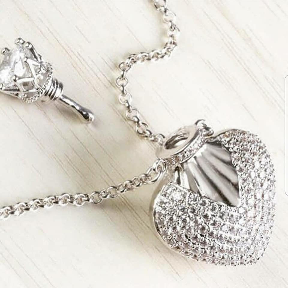 "Perfumeiro" Placcato in Rodio con Zirconi Incastonati