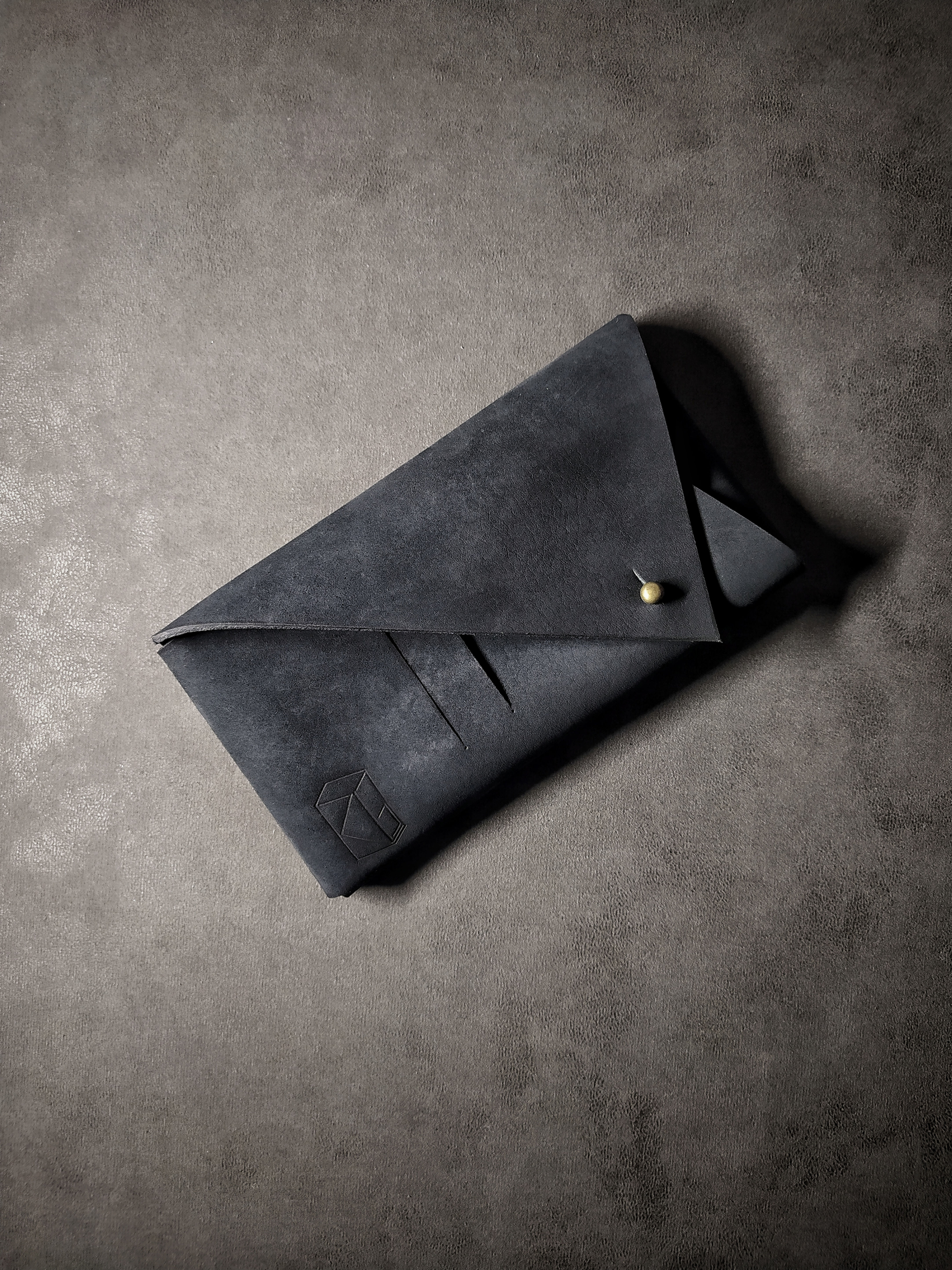 Clutch Negro (Nobuck)