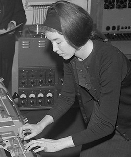 Delia Derbyshire.jpeg