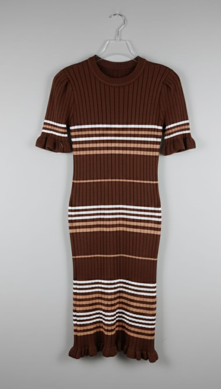 Miniatura: Vestido curto em tricô veste até 48